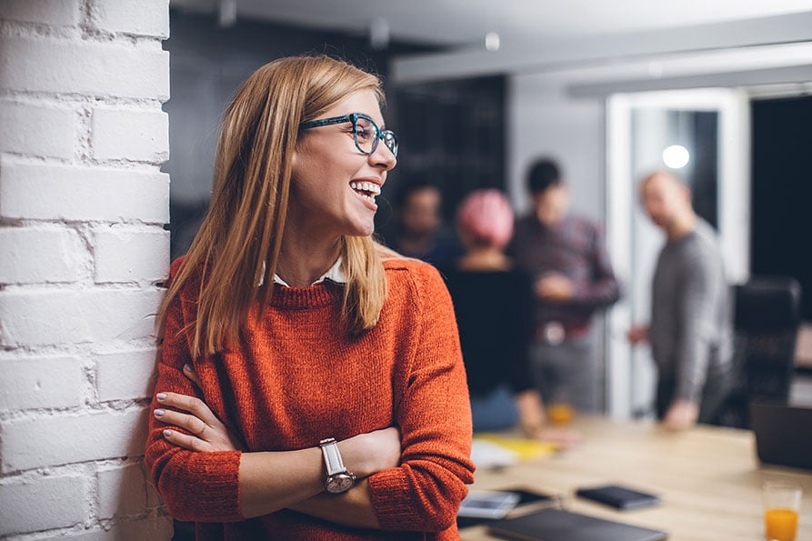 smiling-teammate-in-the-office