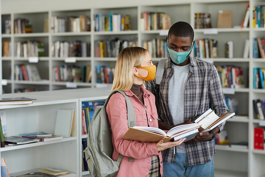 5 Ways to Attract More Students to the Campus Bookstore
